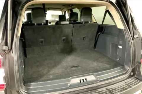 More photos of 2024 Ford Expedition Max XLT at Cable Dahmer Kia of Lee's Summit, MO