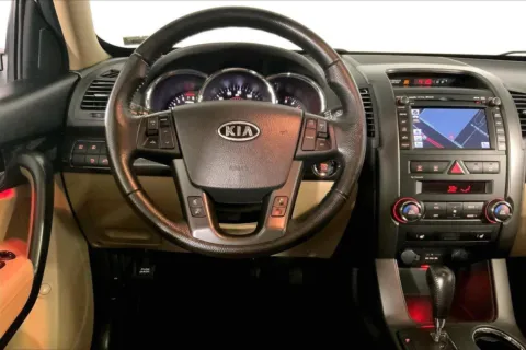 More photos of 2011 Kia Sorento EX at Cable Dahmer Kia of Lee's Summit, MO