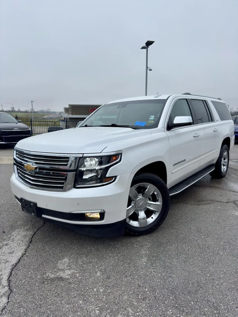 White 2016 Chevrolet Suburban LTZ for sale in Lee's Summit, MO