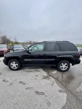 Photos of 2004 Chevrolet TrailBlazer LS for sale in Lee's Summit, MO at Cable Dahmer Kia of Lee's Summit