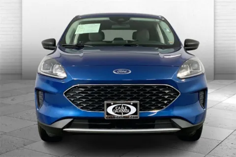 Photos of 2022 Ford Escape SE for sale in Lee's Summit, MO at Cable Dahmer Kia of Lee's Summit