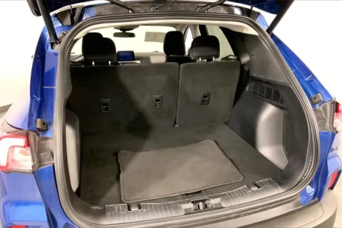 More photos of 2022 Ford Escape SE at Cable Dahmer Kia of Lee's Summit, MO