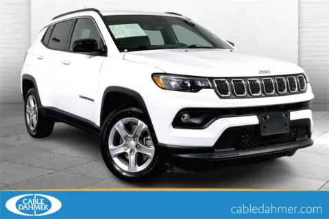 White 2023 Jeep Compass Latitude for sale in Lee's Summit, MO