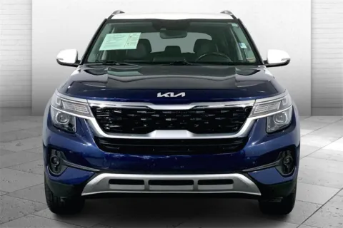 Photos of 2022 Kia Seltos S for sale in Lee's Summit, MO at Cable Dahmer Kia of Lee's Summit