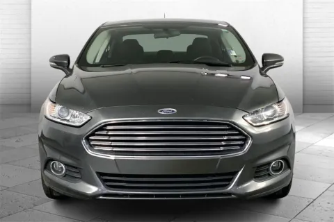 Photos of 2016 Ford Fusion Hybrid SE for sale in Lee's Summit, MO at Cable Dahmer Kia of Lee's Summit