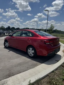More photos of 2019 Kia Rio S at Cable Dahmer Kia of Lee's Summit, MO