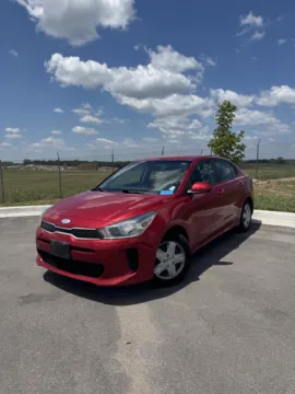 More photos of 2019 Kia Rio S at Cable Dahmer Kia of Lee's Summit, MO