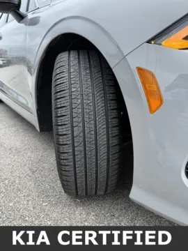 More photos of 2023 Kia K5 GT at Cable Dahmer Kia of Lee's Summit, MO