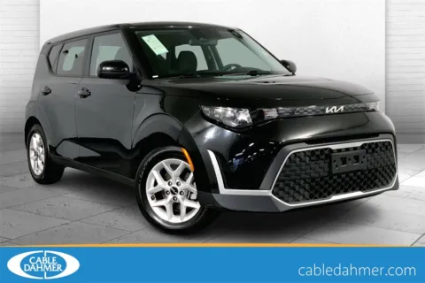 Black 2024 Kia Soul LX for sale in Lee's Summit, MO