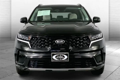 Photos of 2021 Kia Sorento S for sale in Lee's Summit, MO at Cable Dahmer Kia of Lee's Summit
