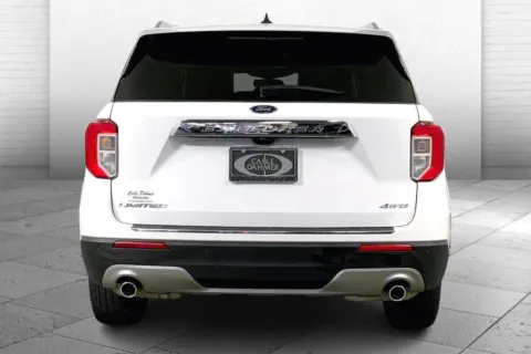 Another view of 2023 Ford Explorer Limited for sale in Lee's Summit, MO at Cable Dahmer Kia of Lee's Summit