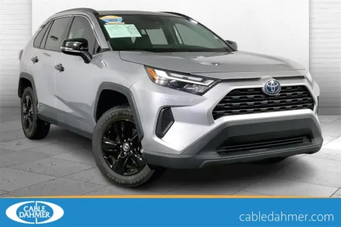 Silver 2022 Toyota RAV4 Hybrid XLE for sale in Lee's Summit, MO