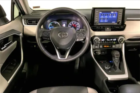 More photos of 2022 Toyota RAV4 Hybrid XLE at Cable Dahmer Kia of Lee's Summit, MO