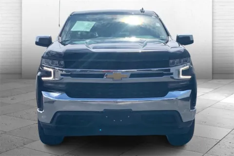 Photos of 2022 Chevrolet Silverado 1500 LTD LT for sale in Lee's Summit, MO at Cable Dahmer Kia of Lee's Summit