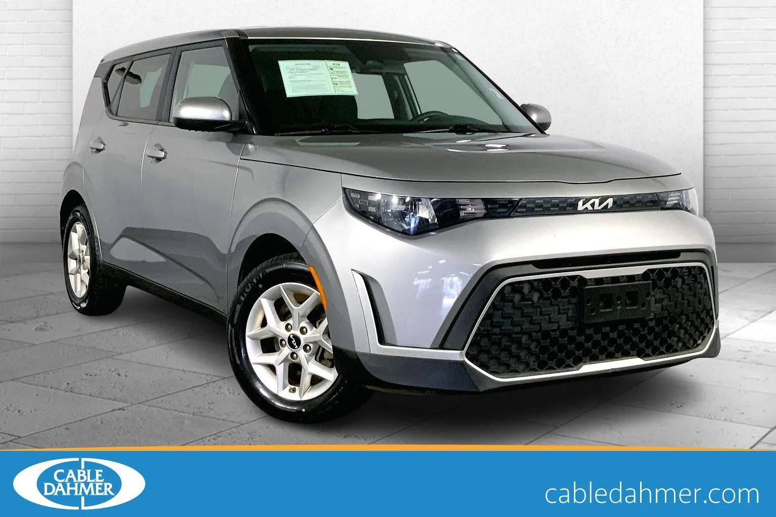 Gray 2023 Kia Soul LX for sale in Lee's Summit, MO