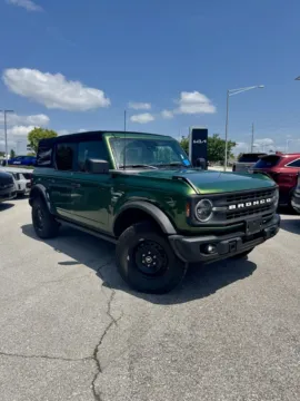 Green 2023 Ford Bronco Black Diamond for sale in Lee's Summit, MO