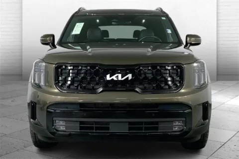 Photos of 2024 Kia Telluride SX X-Line for sale in Lee's Summit, MO at Cable Dahmer Kia of Lee's Summit