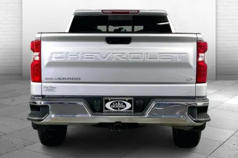 Another view of 2021 Chevrolet Silverado 1500 LT for sale in Lee's Summit, MO at Cable Dahmer Kia of Lee's Summit