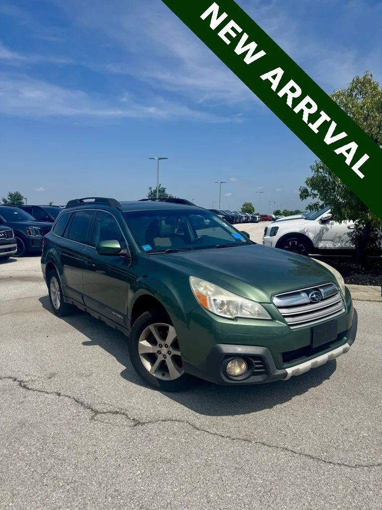 Green 2013 Subaru Outback 2.5i for sale in Lee's Summit, MO