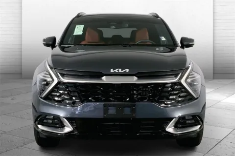 Photos of 2024 Kia Sportage Hybrid SX-Prestige for sale in Lee's Summit, MO at Cable Dahmer Kia of Lee's Summit