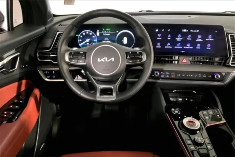 More photos of 2024 Kia Sportage Hybrid SX-Prestige at Cable Dahmer Kia of Lee's Summit, MO