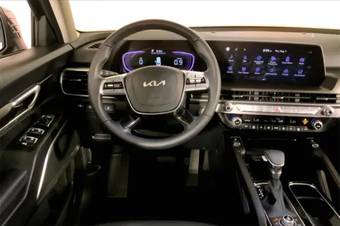 More photos of 2025 Kia Telluride S at Cable Dahmer Kia of Lee's Summit, MO