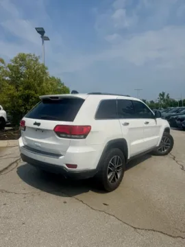 More photos of 2019 Jeep Grand Cherokee Limited at Cable Dahmer Kia of Lee's Summit, MO