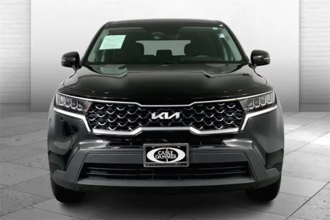 Photos of 2022 Kia Sorento LX for sale in Lee's Summit, MO at Cable Dahmer Kia of Lee's Summit