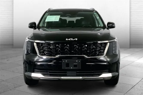 Photos of 2024 Kia Sorento S for sale in Lee's Summit, MO at Cable Dahmer Kia of Lee's Summit