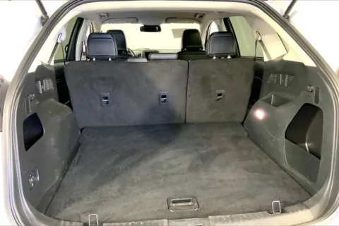 More photos of 2024 Ford Edge SEL at Cable Dahmer Kia of Lee's Summit, MO
