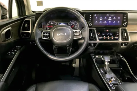 More photos of 2023 Kia Sorento X-Line EX at Cable Dahmer Kia of Lee's Summit, MO