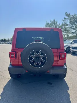 More photos of 2018 Jeep Wrangler Unlimited Sahara at Cable Dahmer Kia of Lee's Summit, MO
