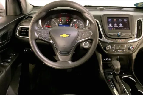 More photos of 2023 Chevrolet Equinox LT at Cable Dahmer Kia of Lee's Summit, MO