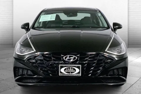 Photos of 2023 Hyundai Sonata Limited for sale in Lee's Summit, MO at Cable Dahmer Kia of Lee's Summit