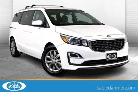 White 2021 Kia Sedona EX for sale in Lee's Summit, MO