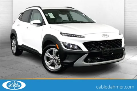 White 2022 Hyundai Kona SEL for sale in Lee's Summit, MO