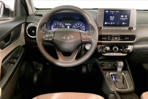 More photos of 2022 Hyundai Kona SEL at Cable Dahmer Kia of Lee's Summit, MO