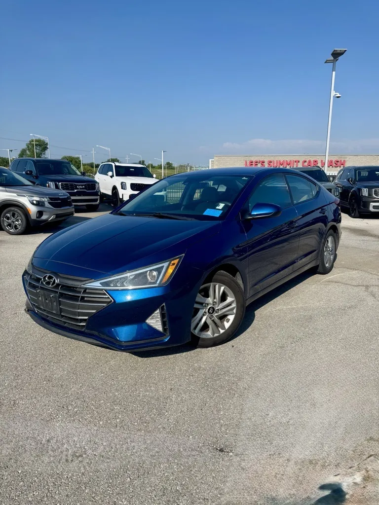 Blue 2020 Hyundai Elantra SEL for sale in Lee's Summit, MO