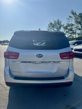 More photos of 2020 Kia Sedona L at Cable Dahmer Kia of Lee's Summit, MO