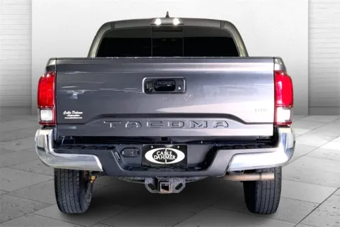 Another view of 2018 Toyota Tacoma TRD Off-Road for sale in Lee's Summit, MO at Cable Dahmer Kia of Lee's Summit