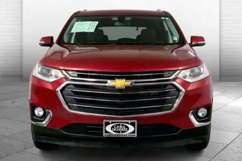 Photos of 2020 Chevrolet Traverse LT for sale in Lee's Summit, MO at Cable Dahmer Kia of Lee's Summit