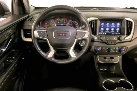 More photos of 2024 GMC Terrain SLT at Cable Dahmer Kia of Lee's Summit, MO