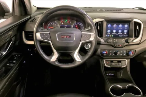More photos of 2024 GMC Terrain SLT at Cable Dahmer Kia of Lee's Summit, MO