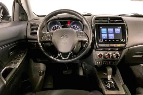 More photos of 2024 Mitsubishi Outlander Sport LE at Cable Dahmer Kia of Lee's Summit, MO