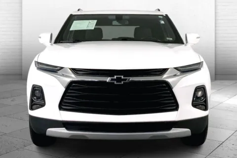 Photos of 2020 Chevrolet Blazer LT for sale in Lee's Summit, MO at Cable Dahmer Kia of Lee's Summit