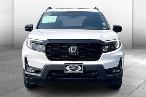 Photos of 2022 Honda Passport Elite for sale in Lee's Summit, MO at Cable Dahmer Kia of Lee's Summit