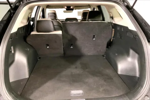 More photos of 2024 Kia Sportage EX at Cable Dahmer Kia of Lee's Summit, MO