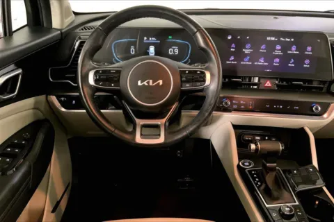 More photos of 2024 Kia Sportage EX at Cable Dahmer Kia of Lee's Summit, MO