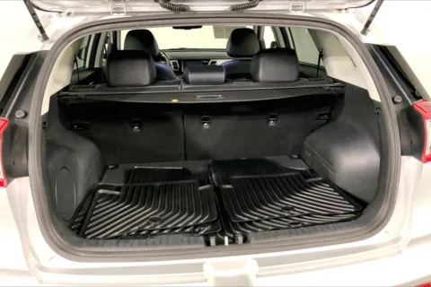 More photos of 2019 Kia Niro Touring at Cable Dahmer Kia of Lee's Summit, MO