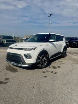 White 2021 Kia Soul X-Line for sale in Lee's Summit, MO